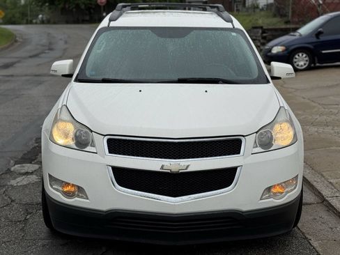 Used 2011 Chevrolet Traverse LT w/ LPO, 'HIT The Road' Package AWD/4WD image 3