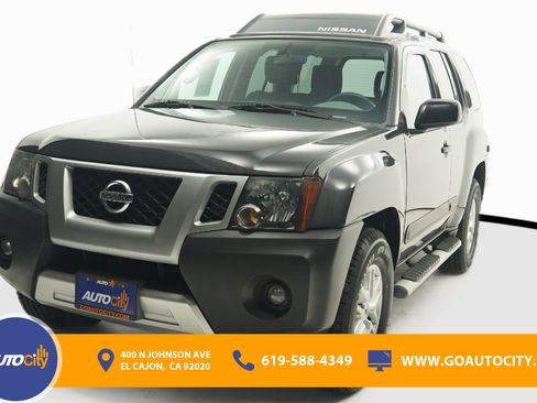 Used 2015 Nissan Xterra S w/ Value Package RWD image 1