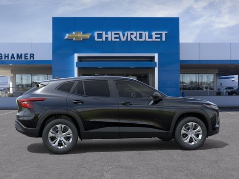 New 2026 Chevrolet Trax LS FWD image 29