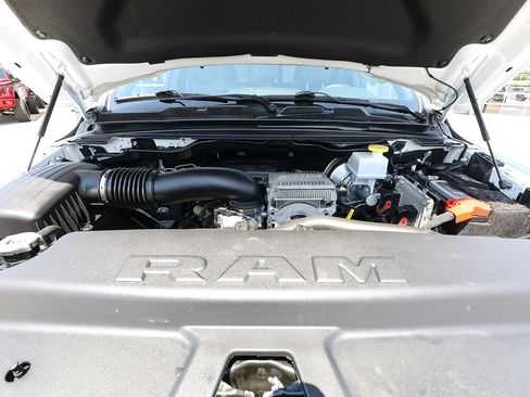 Used 2022 RAM 1500 Big Horn AWD/4WD image 22