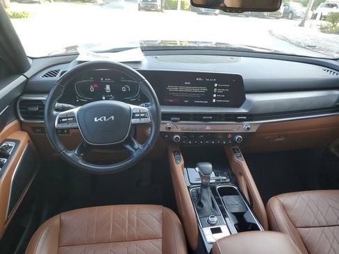 Certified 2024 Kia Telluride EX X-Line AWD/4WD image 11