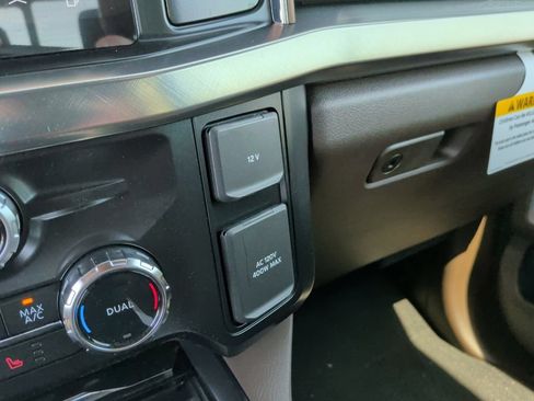 New 2026 Ford F250 King Ranch w/ Chrome Package AWD/4WD image 32