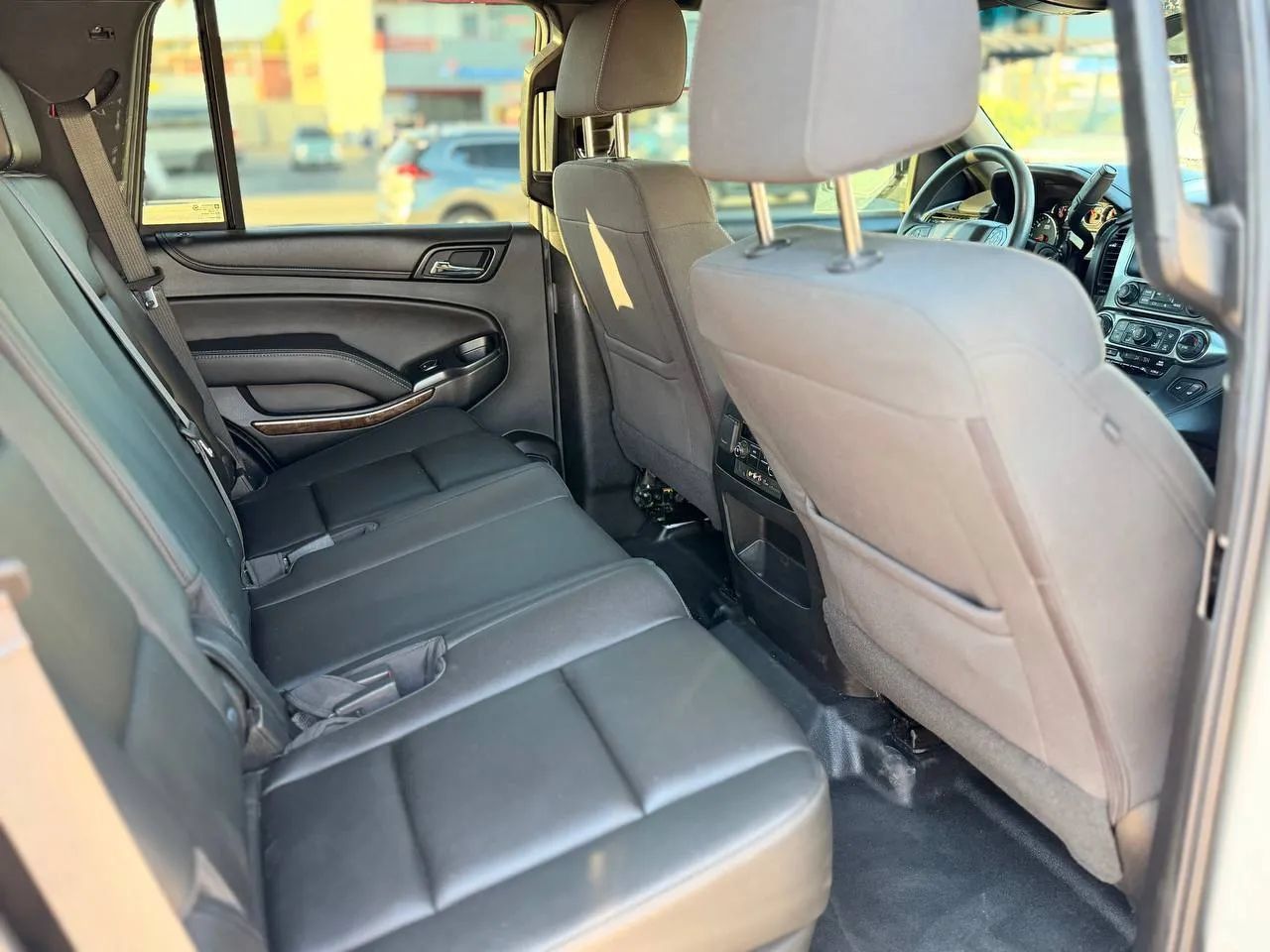 Used 2018 Chevrolet Tahoe 4WD image 31