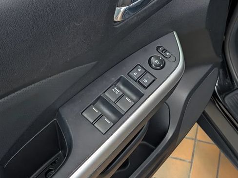 Used 2015 Honda CR-V EX-L image 12
