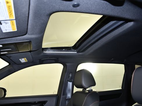 Certified 2025 Honda CR-V Sport Touring image 40