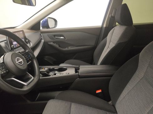 Used 2023 Nissan Rogue SV FWD image 17