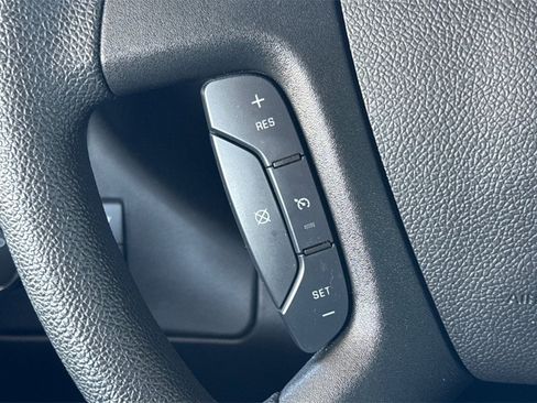 Used 2024 Chevrolet Express 2500 w/ Driver Convenience Package image 32