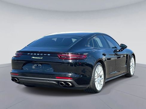 Used 2020 Porsche Panamera 4 image 3