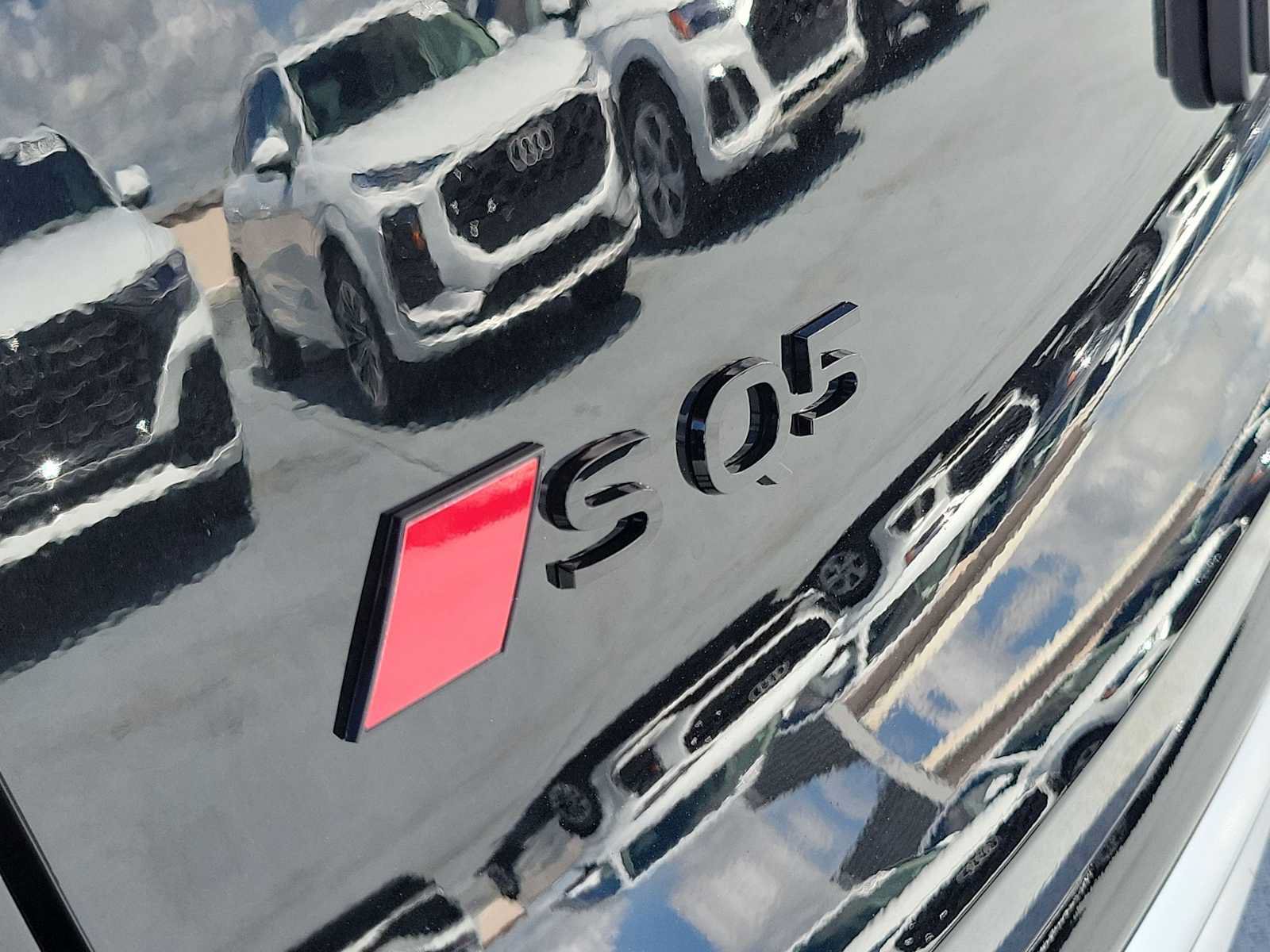 New 2026 Audi SQ5 Premium Plus AWD/4WD image 11