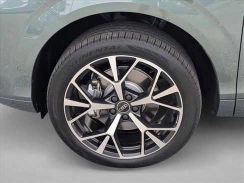 New 2026 Audi Q3 quattro 2.0T AWD/4WD image 9