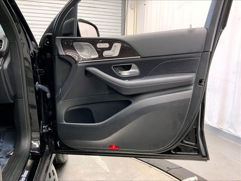 Used 2021 Mercedes-Benz GLE 450 4MATIC image 26