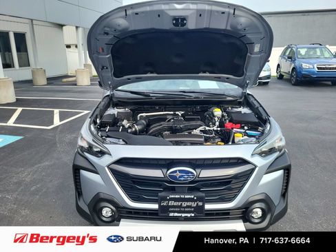 Certified 2025 Subaru Outback Limited AWD/4WD image 16