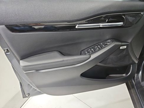 Used 2024 Kia Seltos SX image 11