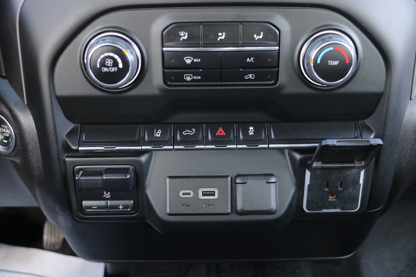 Used 2024 Chevrolet Silverado 2500 W/T w/ WT Convenience Package AWD/4WD image 21