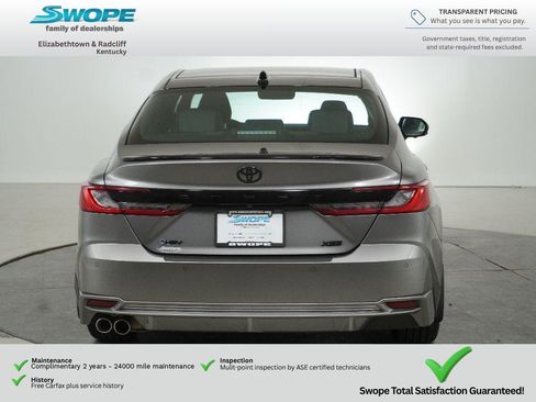 Used 2025 Toyota Camry XSE w/ Premium Plus Package FWD image 4