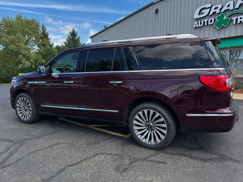 Used 2018 Lincoln Navigator L Reserve w/ Technology Package AWD/4WD image 3