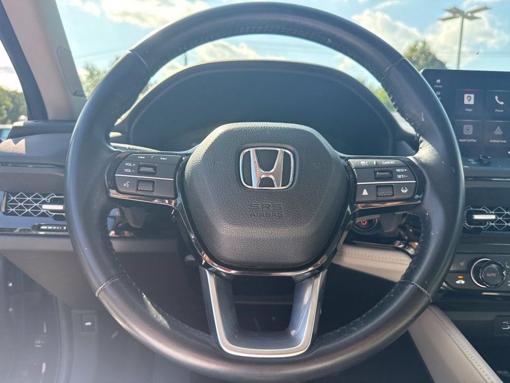 Used 2023 Honda Accord Touring image 7