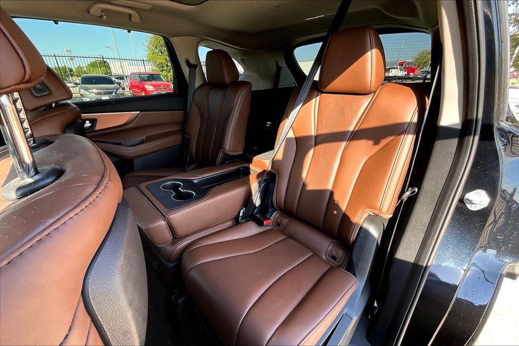 Used 2025 Acura MDX w/ Technology Package FWD image 31