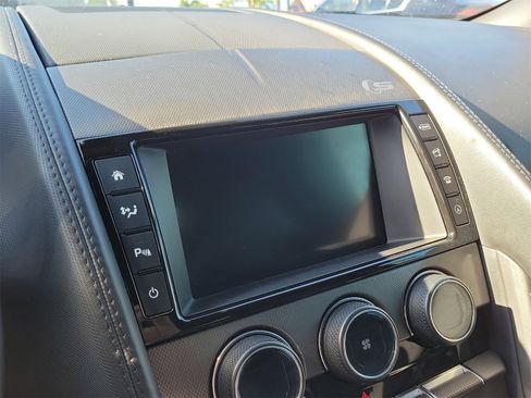 Used 2016 Jaguar F-TYPE S image 18