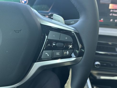 Used 2025 BMW 330i xDrive Sedan w/ Premium Package image 19