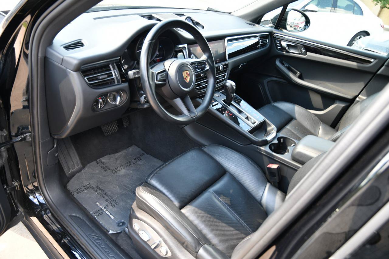 Used 2024 Porsche Macan AWD/4WD image 12