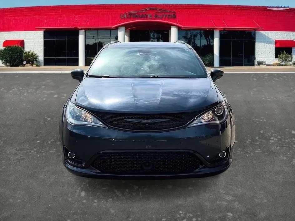 Used 2019 Chrysler Pacifica Touring-L w/ Advanced Safetytec Group FWD image 6