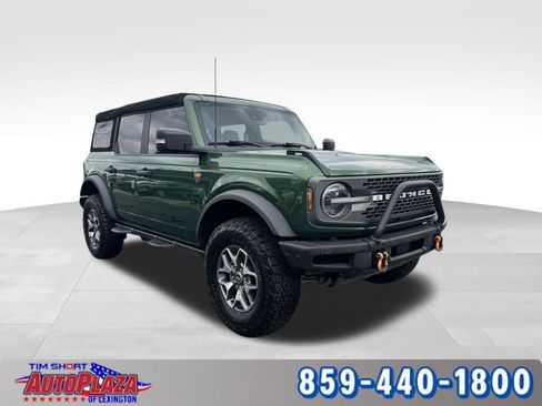 Used 2024 Ford Bronco Badlands image 8