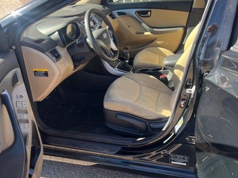 Used 2012 Hyundai Elantra GLS w/ Comfort Pkg 2 FWD image 25