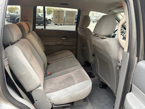 Used 2005 Dodge Durango SLT w/ Interior Convenience Group AWD/4WD image 29