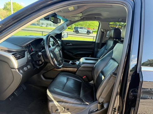 Used 2018 Chevrolet Tahoe LT AWD/4WD image 13