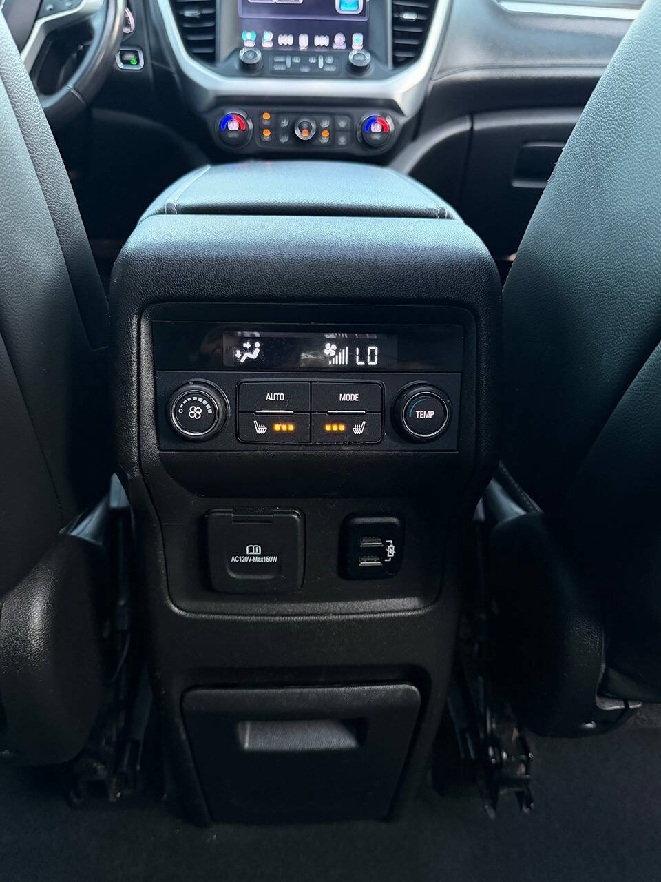 Used 2017 GMC Acadia SLT w/ LPO, Floor Liner Package AWD/4WD image 51