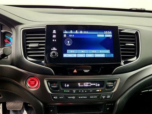Used 2022 Honda Pilot Sport image 17