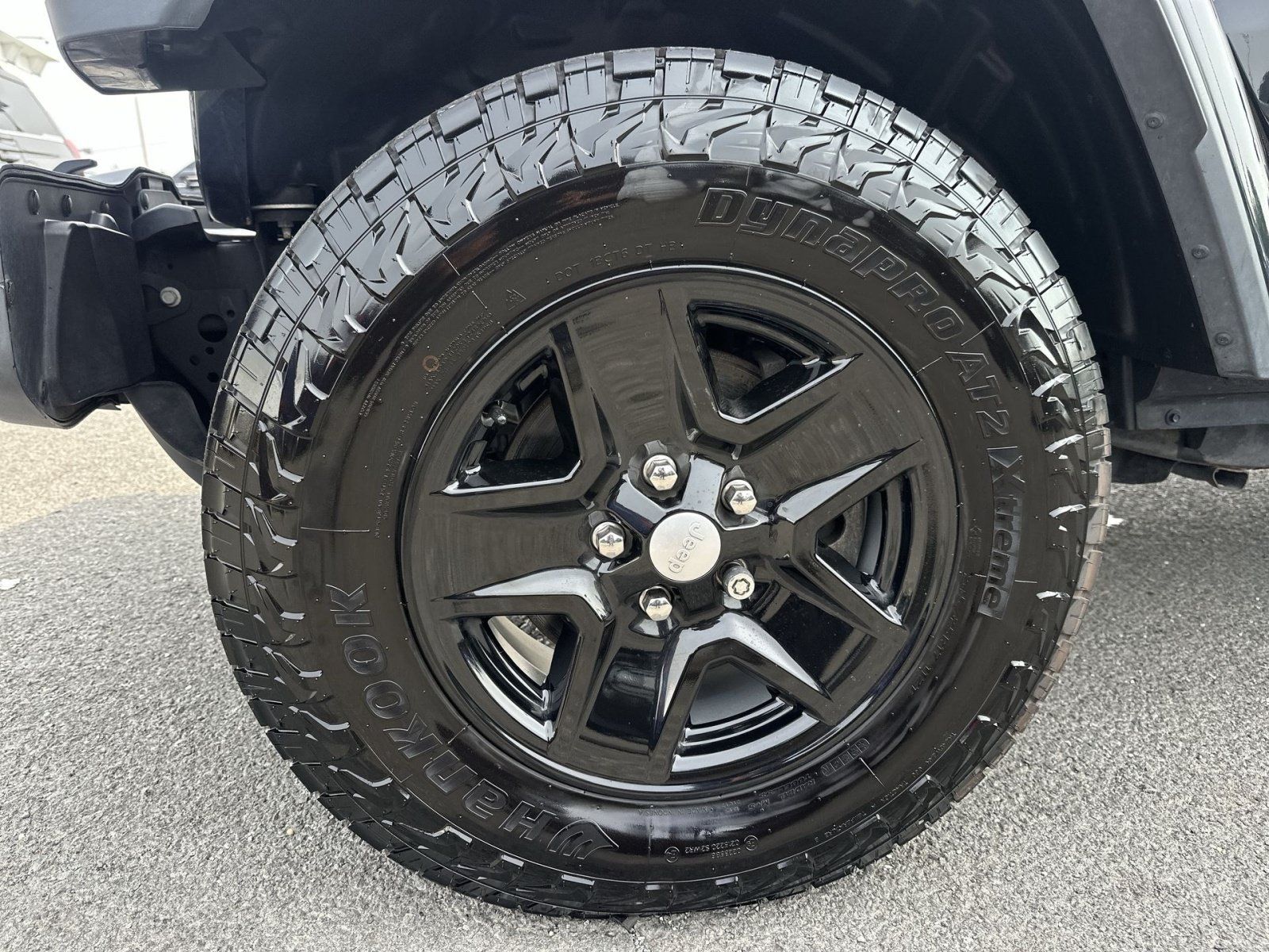 Used 2021 Jeep Gladiator Sport AWD/4WD image 20