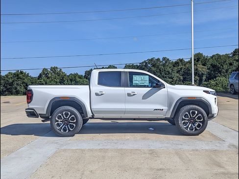 New 2026 GMC Canyon AT4 w/ Nightfall Essentials Package AWD/4WD image 6