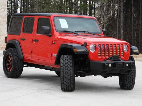 Used 2019 Jeep Wrangler Unlimited Sport S image 6