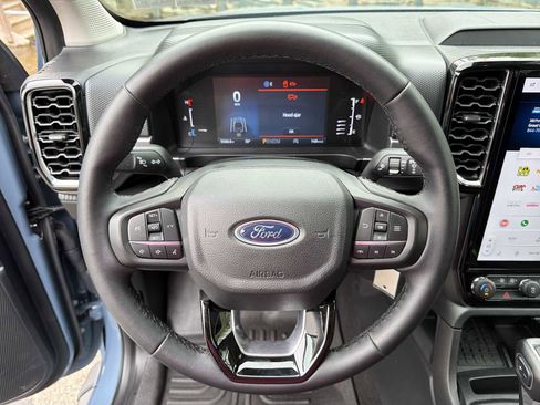 Used 2024 Ford Ranger XLT w/ FX4 Off-Road Package AWD/4WD image 11