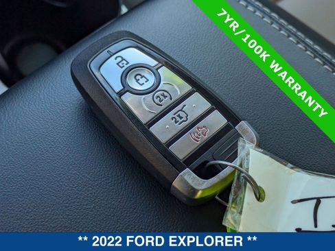 Certified 2022 Ford Explorer XLT w/ Equipment Group 202A image 34