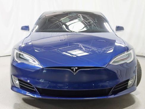 Used 2019 Tesla Model S P100D image 9