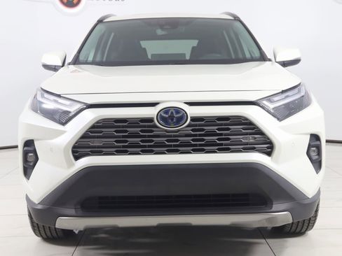 Used 2022 Toyota RAV4 Limited image 45