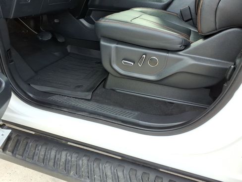 Used 2024 Ford Expedition Timberline image 12