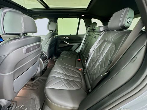 New 2026 BMW X5 xDrive40i w/ M Sport Package AWD/4WD image 37