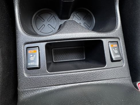 Used 2017 Nissan Rogue Sport SV w/ SV Premium Package image 28