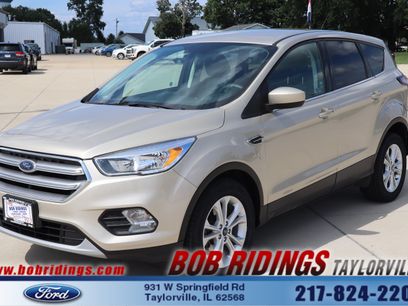 Used 2017 Ford Escape SE