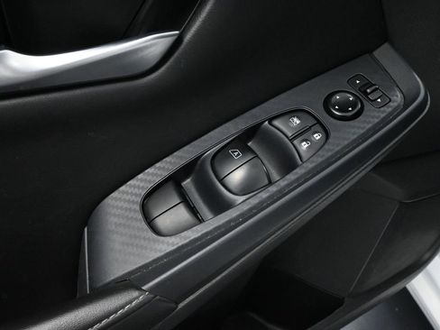 Used 2024 Nissan Sentra SV image 17