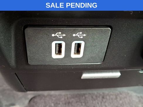 Used 2017 Ford F150 XLT w/ Equipment Group 302A Luxury AWD/4WD image 25