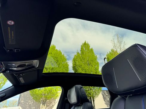 Used 2023 Cadillac Lyriq AWD image 43