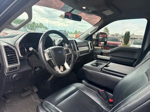 Used 2019 Ford F250 Lariat AWD/4WD image 9