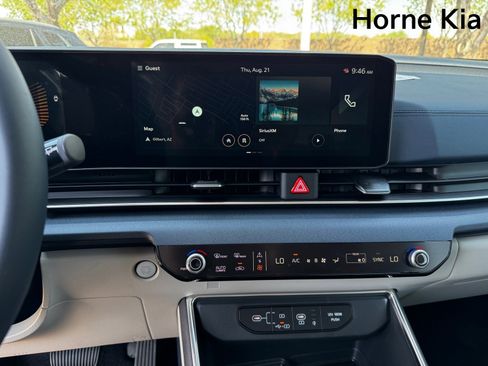 New 2026 Kia Carnival EX image 16