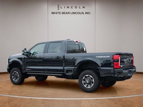 Used 2024 Ford F350 Lariat w/ Lariat Ultimate Package image 7