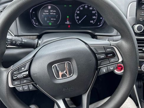 Used 2018 Honda Accord EX image 17